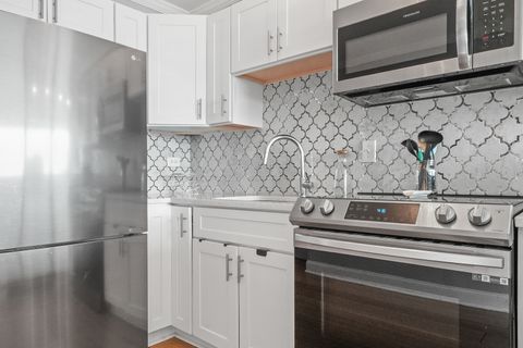 Tiny photo for 2 E Erie Street #2806, Chicago, IL 60611 (MLS # 12520796)