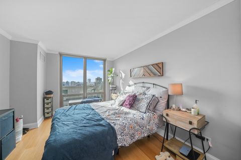 Tiny photo for 2 E Erie Street #2806, Chicago, IL 60611 (MLS # 12520796)