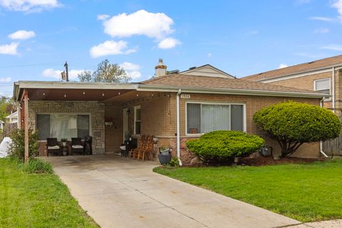 Photo of 1926 S 16th Avenue, Broadview, IL 60155 (MLS # 12650187)