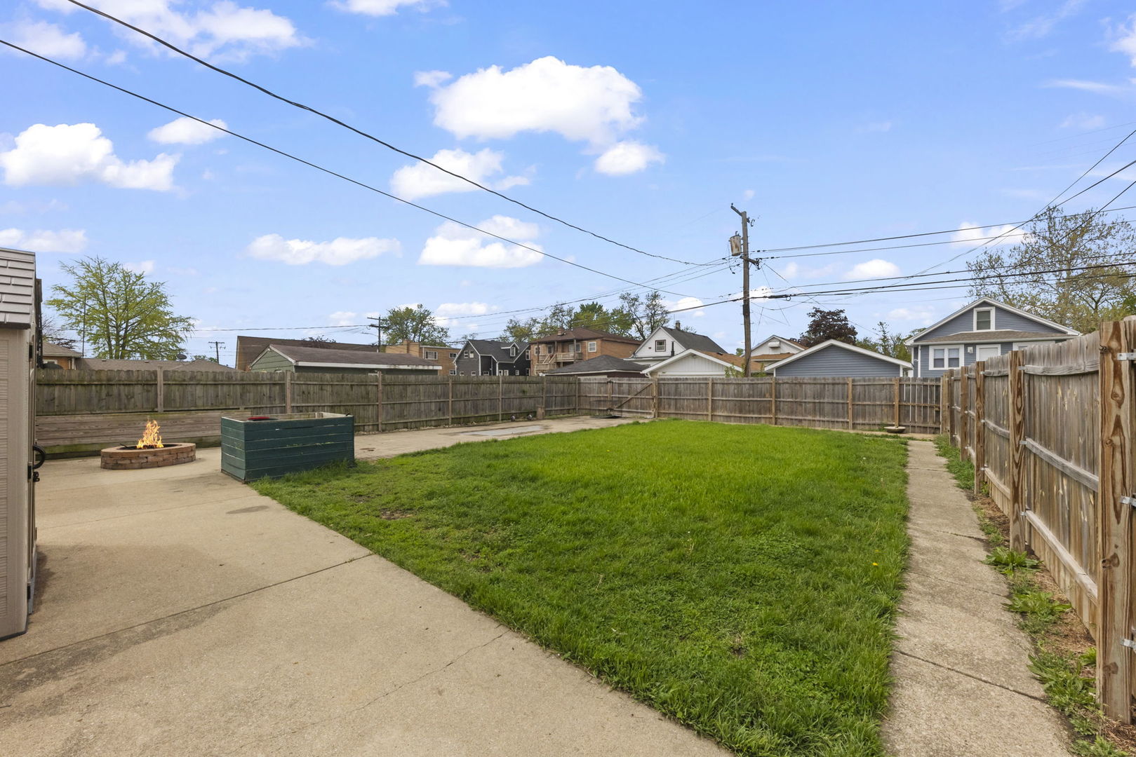 1926 S 16th Avenue