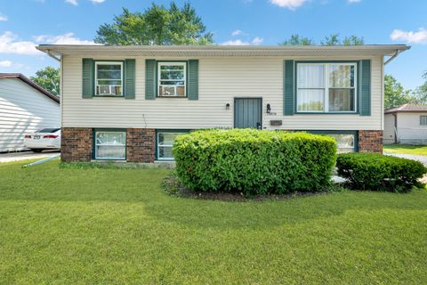 Tiny photo for 17303 Appletree Drive, Hazel Crest, IL 60429 (MLS # 12433007)