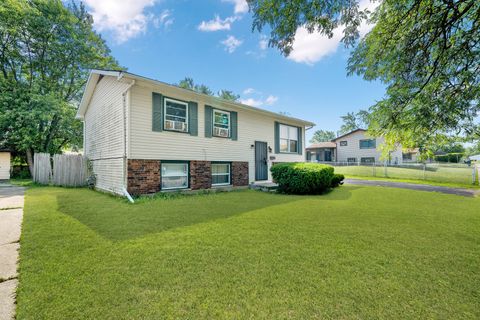 Tiny photo for 17303 Appletree Drive, Hazel Crest, IL 60429 (MLS # 12433007)