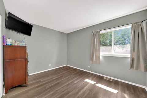 Tiny photo for 17303 Appletree Drive, Hazel Crest, IL 60429 (MLS # 12433007)