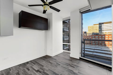 Tiny photo for 611 S Wells Street #908, Chicago, IL 60607 (MLS # 12756427)