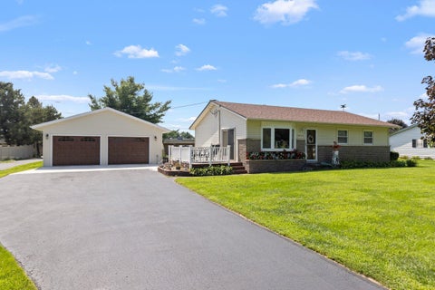 Tiny photo for 5939 Vesper Drive, South Beloit, IL 61080 (MLS # 12739820)