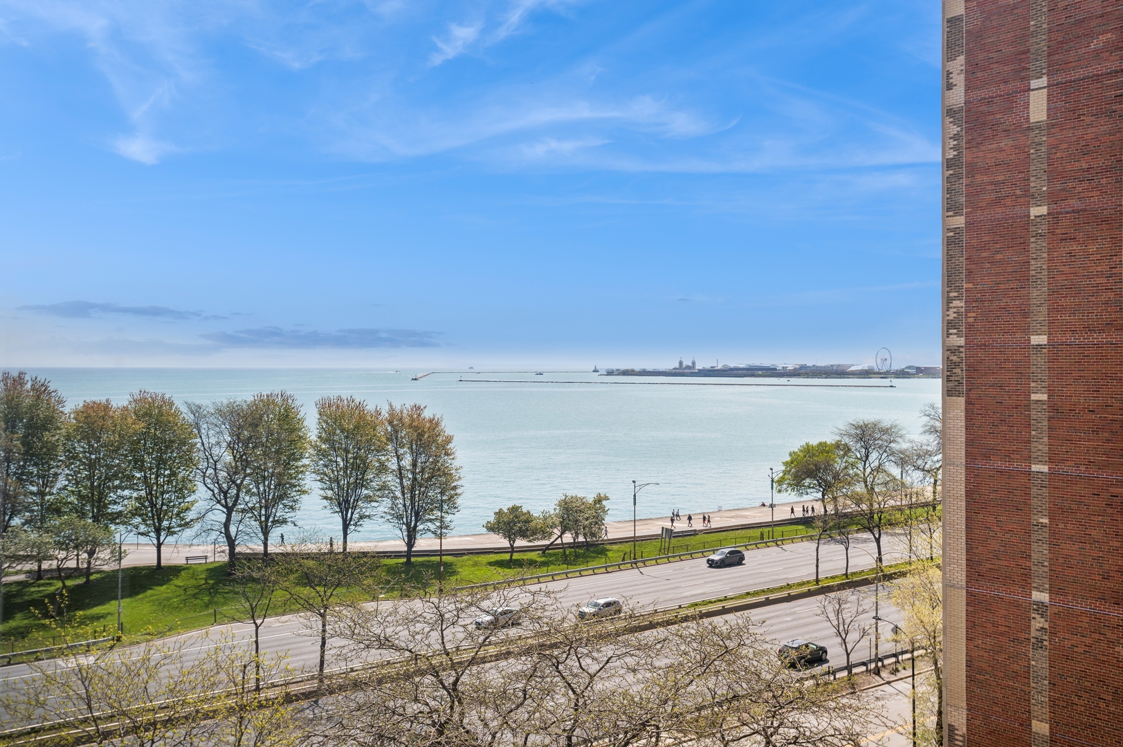 1550 N Lake Shore Drive 7D