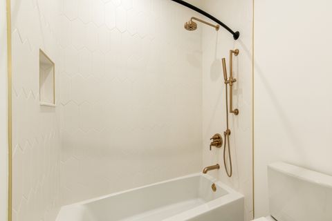 Tiny photo for 1410 W Laverne Avenue, Park Ridge, IL 60068 (MLS # 12568365)