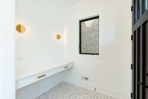 Tiny photo for 1410 W Laverne Avenue, Park Ridge, IL 60068 (MLS # 12568365)