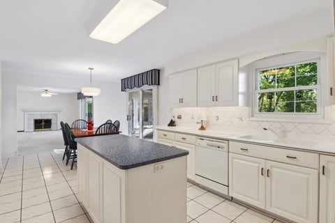 Tiny photo for 1121 W Skylark Drive, Palatine, IL 60067 (MLS # 12791377)