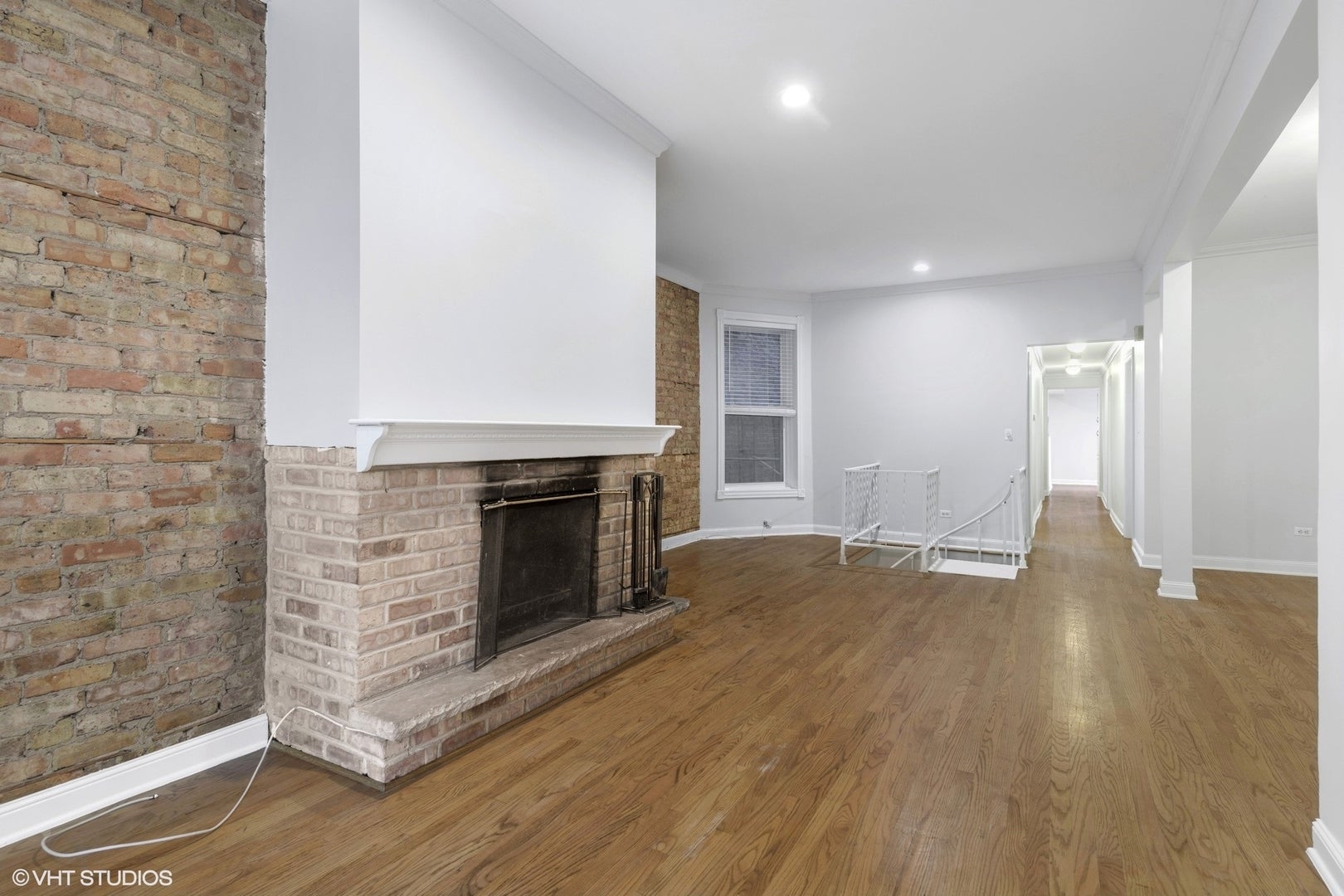 862 W Newport Avenue 1