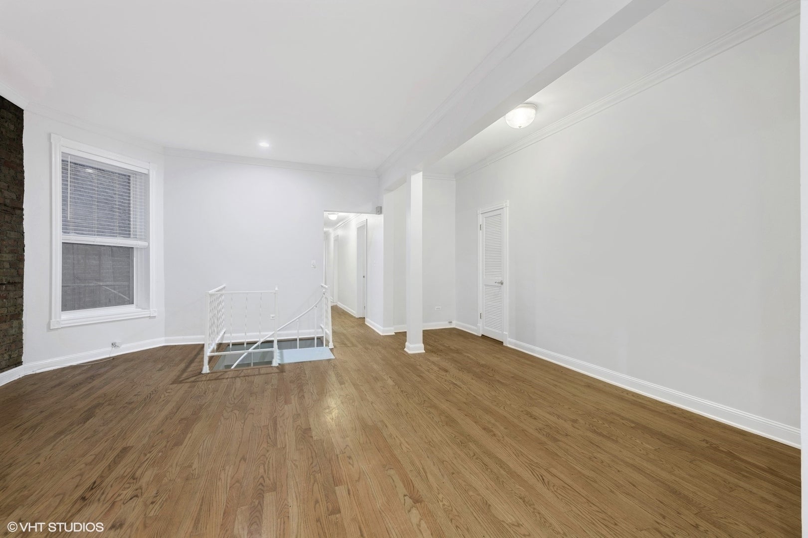 862 W Newport Avenue 1