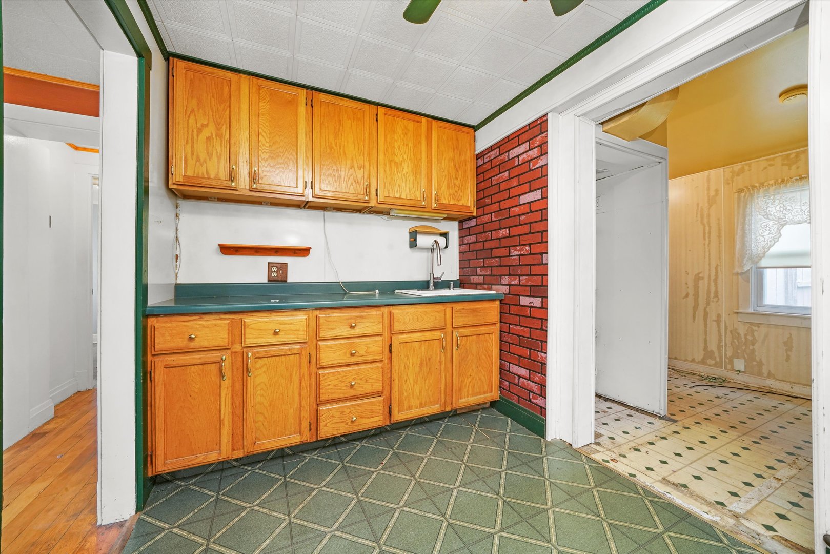 8325 W Forest Preserve Avenue