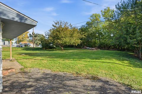 Tiny photo for 6209 FAIR Avenue, Davenport, IA 52806 (MLS # QC4269758)