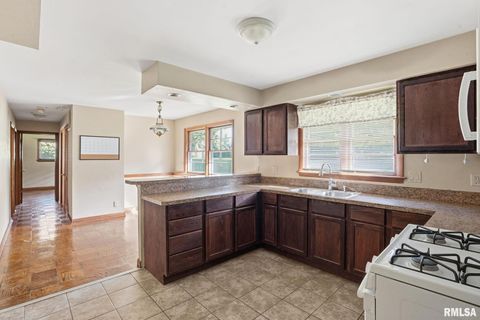 Tiny photo for 6209 FAIR Avenue, Davenport, IA 52806 (MLS # QC4269758)