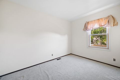 Tiny photo for 1467 Elder Drive #1467, Aurora, IL 60506 (MLS # 12485001)