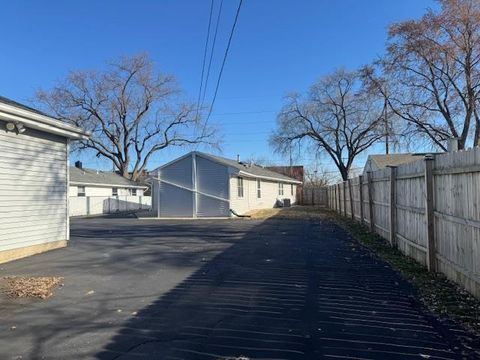 Tiny photo for 10032 S Cicero Avenue, Oak Lawn, IL 60453 (MLS # 12555319)