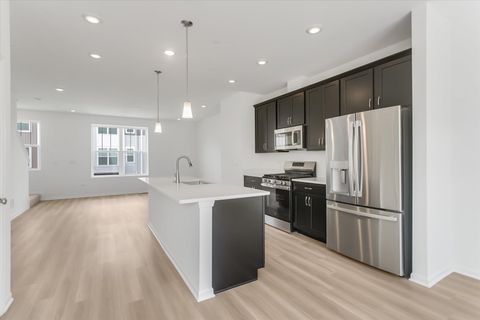 Tiny photo for 1486 Blaine Street, Des Plaines, IL 60018 (MLS # 12451192)