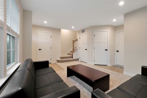 Tiny photo for 155 Canterbury Way, Lake Zurich, IL 60047 (MLS # 12536658)