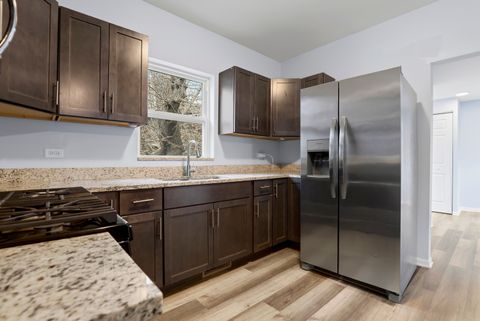 Tiny photo for 511 Emmett Street, Joliet, IL 60436 (MLS # 12590972)