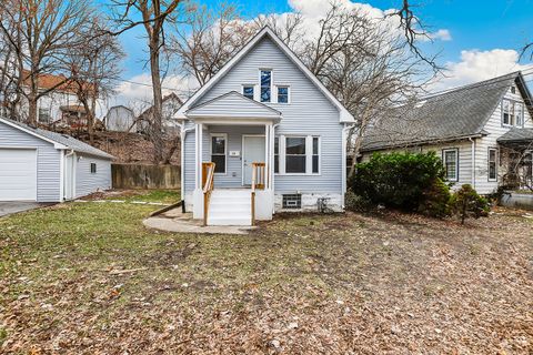 Tiny photo for 511 Emmett Street, Joliet, IL 60436 (MLS # 12590972)