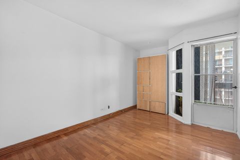 Tiny photo for 5901 N Sheridan Road #7G, Chicago, IL 60660 (MLS # 12612719)