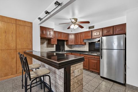 Tiny photo for 5901 N Sheridan Road #7G, Chicago, IL 60660 (MLS # 12612719)