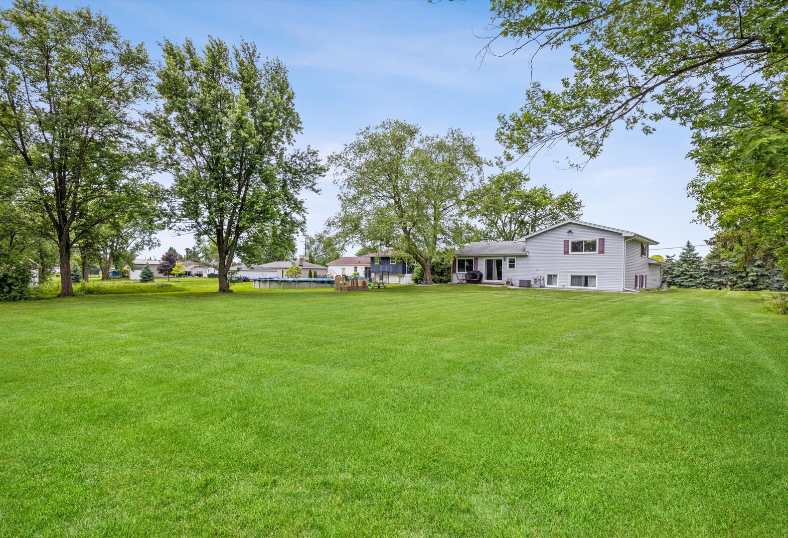 2712 S Schoolhouse Road