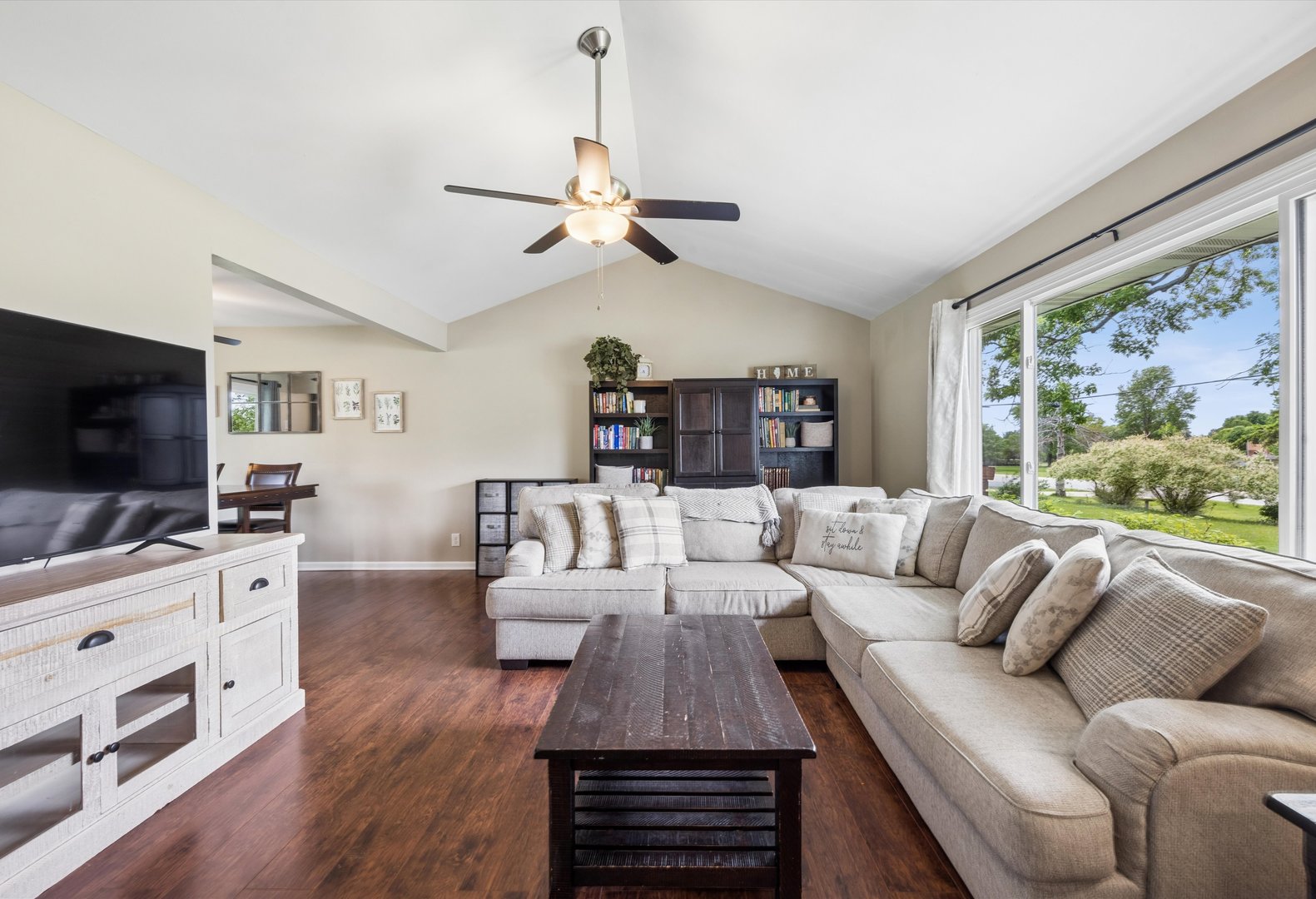 2712 S Schoolhouse Road