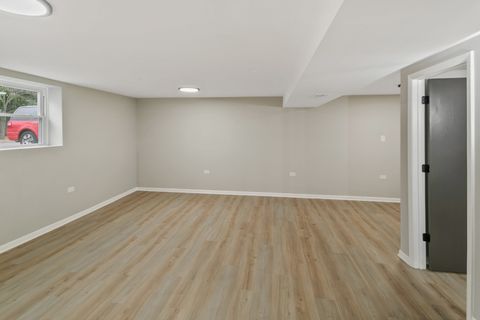 Tiny photo for 323 Mark Avenue, Glendale Heights, IL 60139 (MLS # 12583058)