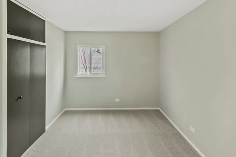 Tiny photo for 323 Mark Avenue, Glendale Heights, IL 60139 (MLS # 12583058)