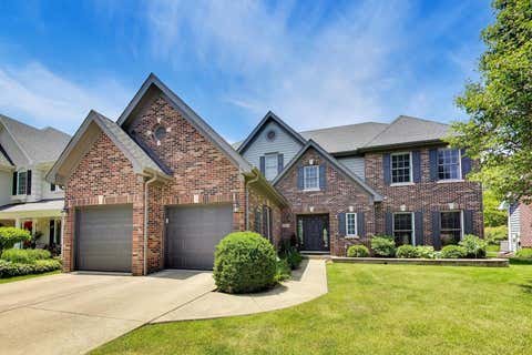 Photo of 724 Fairfield Court, Westmont, IL 60559 (MLS # 12665360)