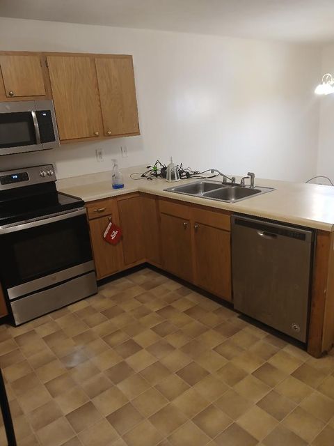 Tiny photo for 1405 E Edwards Street, Springfield, IL 62703 (MLS # 12285046)