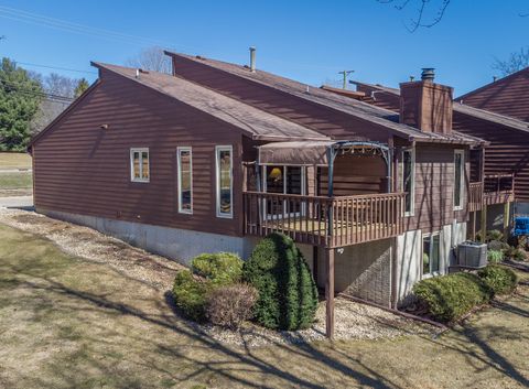 Tiny photo for 2917 Brookview Drive #1, Freeport, IL 61032 (MLS # 12586995)