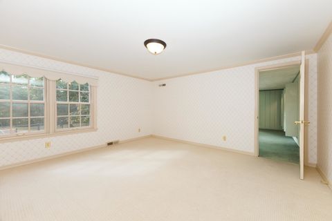 Tiny photo for 2001 Cloud Street, Bloomington, IL 61701 (MLS # 12492002)