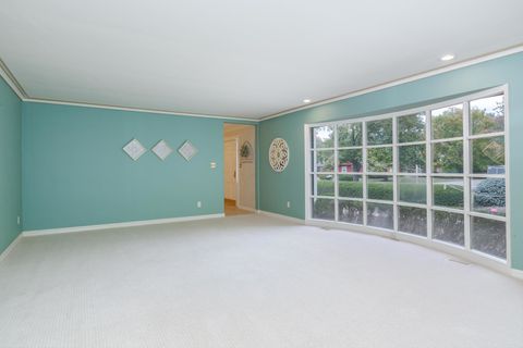 Tiny photo for 2001 Cloud Street, Bloomington, IL 61701 (MLS # 12492002)