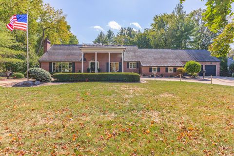 Tiny photo for 2001 Cloud Street, Bloomington, IL 61701 (MLS # 12492002)