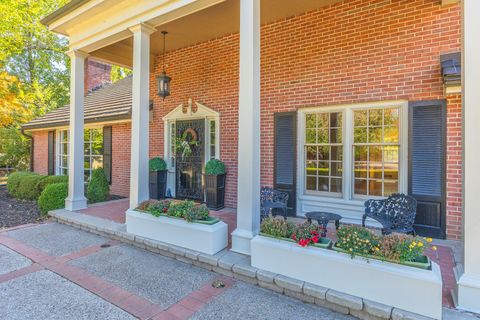 Tiny photo for 2001 Cloud Street, Bloomington, IL 61701 (MLS # 12492002)