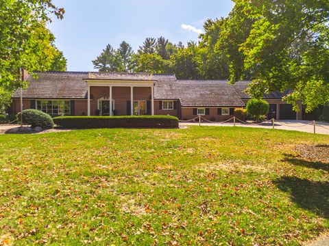 Tiny photo for 2001 Cloud Street, Bloomington, IL 61701 (MLS # 12492002)