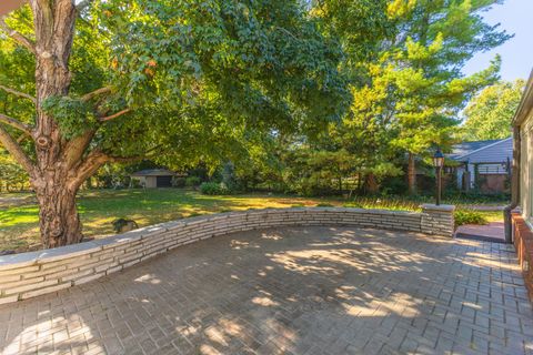 Tiny photo for 2001 Cloud Street, Bloomington, IL 61701 (MLS # 12492002)