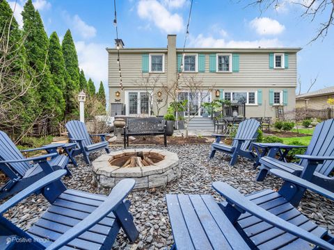 Tiny photo for 8 Larkspur Lane, Clarendon Hills, IL 60514 (MLS # 12617034)