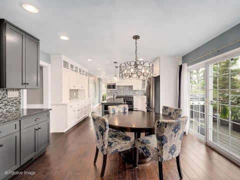 Tiny photo for 8 Larkspur Lane, Clarendon Hills, IL 60514 (MLS # 12617034)