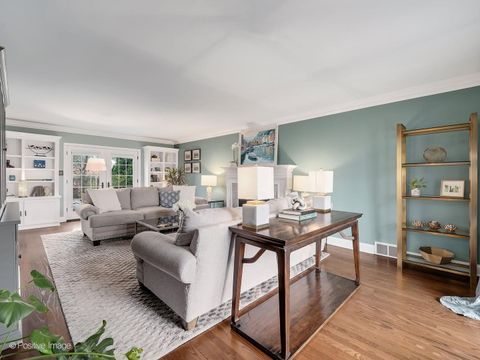 Tiny photo for 8 Larkspur Lane, Clarendon Hills, IL 60514 (MLS # 12617034)