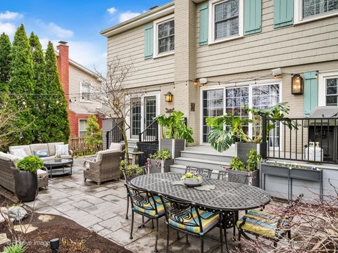 Tiny photo for 8 Larkspur Lane, Clarendon Hills, IL 60514 (MLS # 12617034)