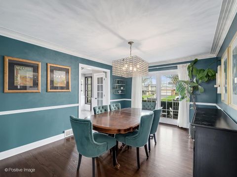 Tiny photo for 8 Larkspur Lane, Clarendon Hills, IL 60514 (MLS # 12617034)