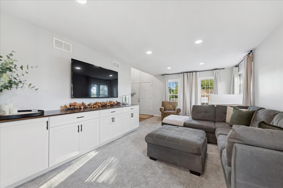 2 Daybreak Ridge Trail