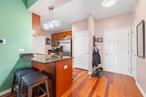 Tiny photo for 9530 Cook Avenue #211, Oak Lawn, IL 60453 (MLS # 12521975)