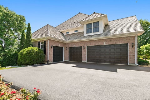 Tiny photo for 6564 Beech Lane, Libertyville, IL 60048 (MLS # 12749237)