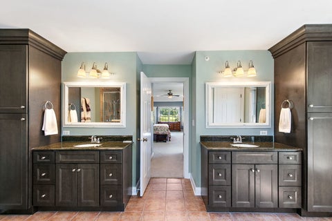 Tiny photo for 6564 Beech Lane, Libertyville, IL 60048 (MLS # 12749237)