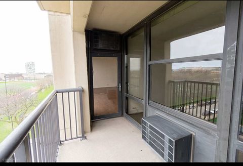 Tiny photo for 3041 S Michigan Avenue #509, Chicago, IL 60616 (MLS # 12539926)