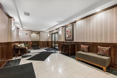 Tiny photo for 310 E Church Street #308, Libertyville, IL 60048 (MLS # 12584193)